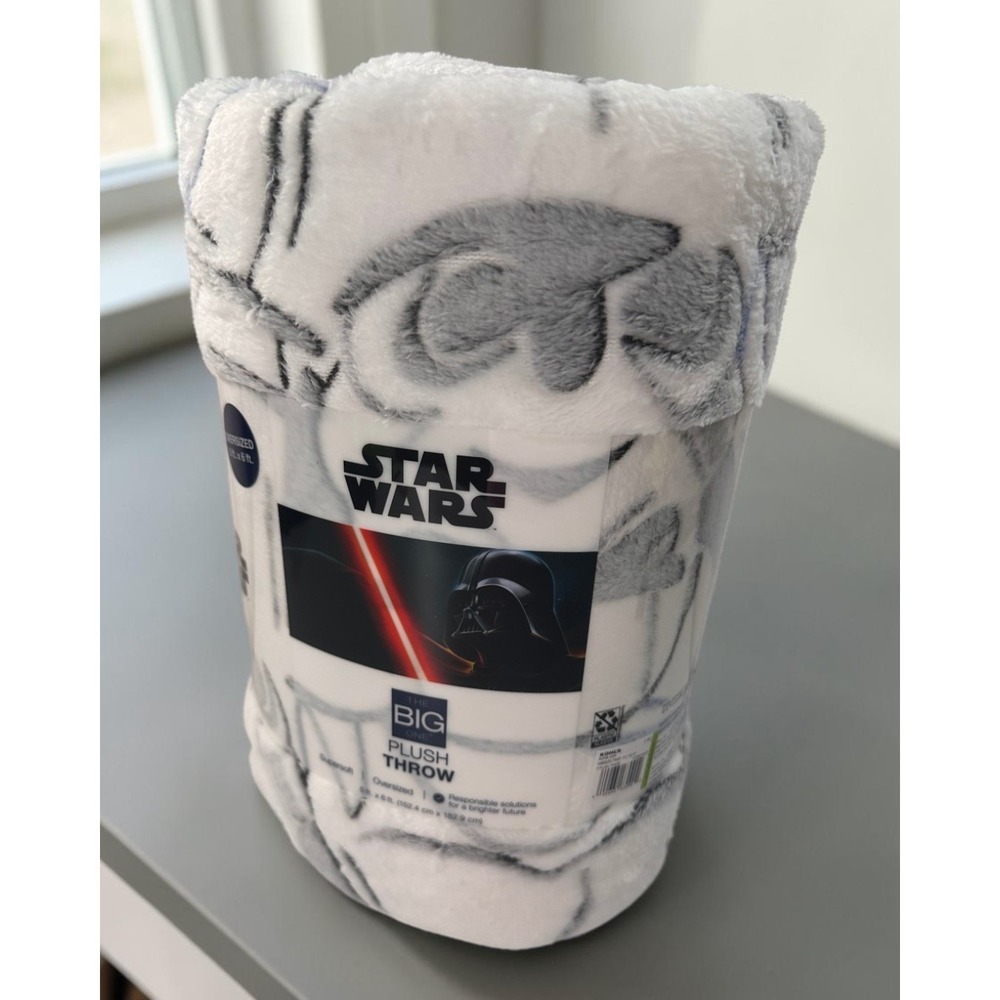 Star Wars Stormtrooper Oversized Plush Throw Blanket 60 x 72 Inches NWT
